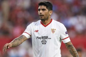 Arsenal to reopen talks with Ever Banega