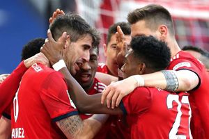 Bayern Munich 1 Hertha Berlin 0: Martinez sends champions level at top