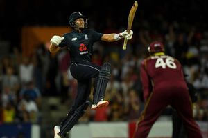 Morgan praises Root, Roy after record chase