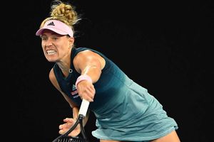 Halep and Kerber deliver in Doha after Pliskova withdrawal
