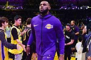 LeBron James not pushing for Lakers trades