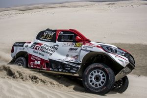 Al Attiyah takes comfortable lead into the final day of Qatar Rally