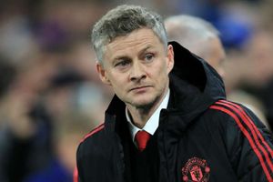 Solskjaer warns Man United against superstar signings