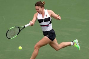 Halep too strong for Bouchard in Dubai