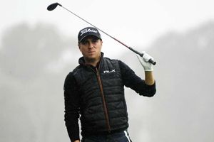 Thomas, Scott lead Genesis Open