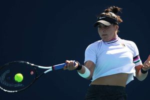 Andreescu roars back from the brink to pull off stunning Miami victory