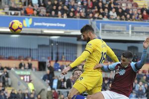 Olivier Giroud considering Chelsea future amid transfer ban on the club