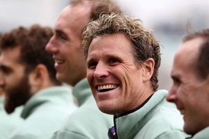 Double Olympic champion Cracknell set to become oldest Boat Race competitor