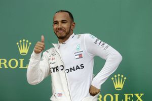 Bike-loving Hamilton sets sights '100 percent' on MotoGP test