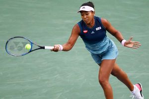 Osaka overpowers Collins for last-16 berth