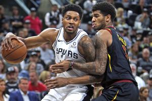 NBA wrap: Spurs on verge of playoffs, Harden lifts Rockets