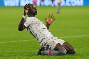 Bayern Munich 1 Liverpool 3 (1-3 agg): Mane and Van Dijk seal quarter-final spot