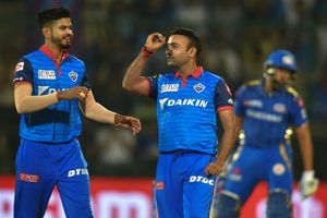 IPL 2019: Amit Mishra becomes first Indian bowler to pick up 150 IPL wickets