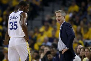 Durant needs to be more aggressive in playoffs - Kerr