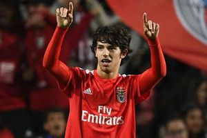 Benfica 4 Eintracht Frankfurt 2: Hat-trick hero Felix outshines Jovic