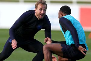 Sterling reveals Van Dijk snub in favour of Kane