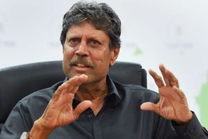 Rishabh Pant can't be compared with Dhoni: Kapil Dev