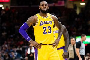 Kerr disappointed for LeBron after tough first year in LA