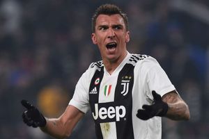 Mandzukic extends Juventus stay till 2021