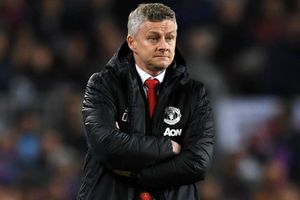 Solskjaer warns of no quick-fix for Man United in transfer market