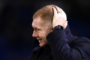 Scholes charged over alleged betting breaches