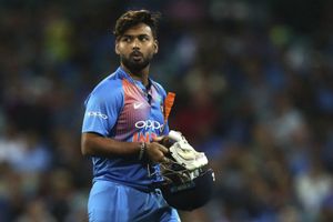 India World Cup 2019 Squad: From Sunil Gavaskar to Michael Vaughan, experts shocked with exclusion of Rishabh Pant