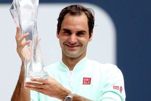 Federer thrilled by 'dream start' to Miami final