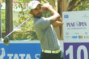Samarth Dwivedi matches course record with a stunning 63 to set the bar in round one of Pune Open