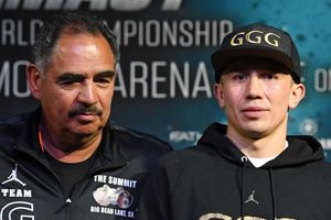 Golovkin announces coach split