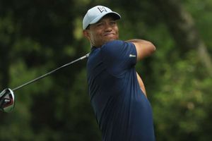 Tiger Woods, Rory McIlroy make contrasting starts at Augusta