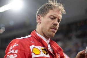 Vettel admits to mistake after costly spin