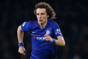 David Luiz and Chelsea in talks over new deal
