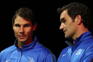 Nadal and Federer in same half of French Open draw
