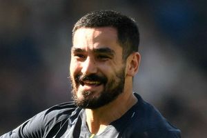 Gundogan to renew contract talks with Manchester City