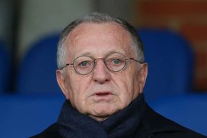 Aulas revels in Lyon's Champions League return