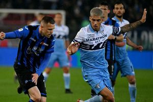 Atalanta 0 Lazio 2: Milinkovic-Savic and Correa strike late to win Coppa Italia