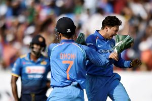 Kuldeep Yadav clarifies on MS Dhoni comments, blasts media for misinterpreting him