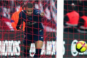 Mbappe ensures PSG make Ligue 1 history despite defeat