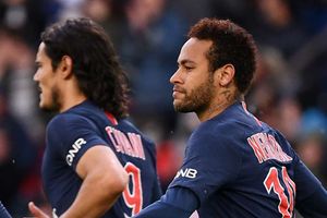 Paris Saint-Germain 1 Nice 1: Cavani misses late penalty after Neymar's milestone goal