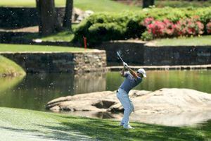 McIlroy tied for lead at Wells Fargo Championship