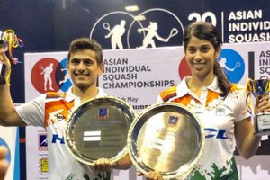 Saurav Ghosal, Joshna Chinappa win Asian squash titles