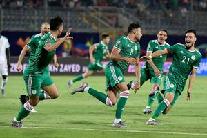 Senegal 0 Algeria 1: Belaili strike settles turgid encounter as winners progress