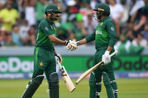 ICC World Cup 2019: Majestic Babar and Sohail keep Pakistan in semi-final hunt