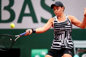 Clinical Barty beats nervy Vondrousova to win French Open