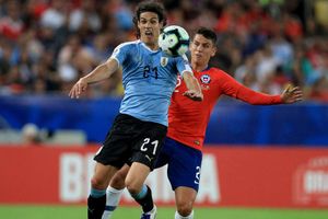 Chile 0 Uruguay 1: Cavani header snatches top spot in Group C