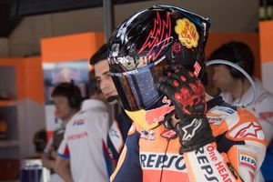 MotoGP Raceweek: A rookie mistake from a five-time champ! - Vinales slams Lorenzo