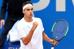 Sonego shocks Sousa, Troicki labours through at Antalya Open