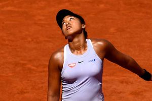 Osaka's 16 straight grand slam match wins after Siniakova ends her run