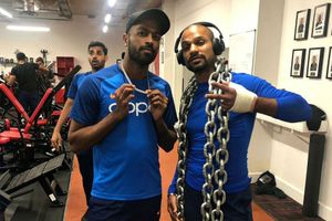 ICC Cricket World Cup 2019: Shikhar Dhawan sweats it out in the gym despite carrying thumb injury - Watch