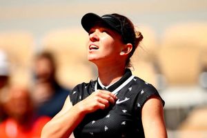 Clinical Halep makes Swiatek's dream a nightmare